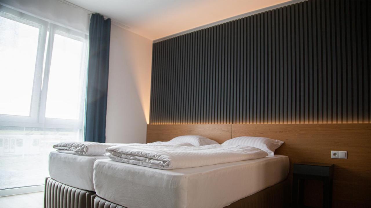 Rheinapart Hotel Und Boardinghouse Борнхайм Экстерьер фото
